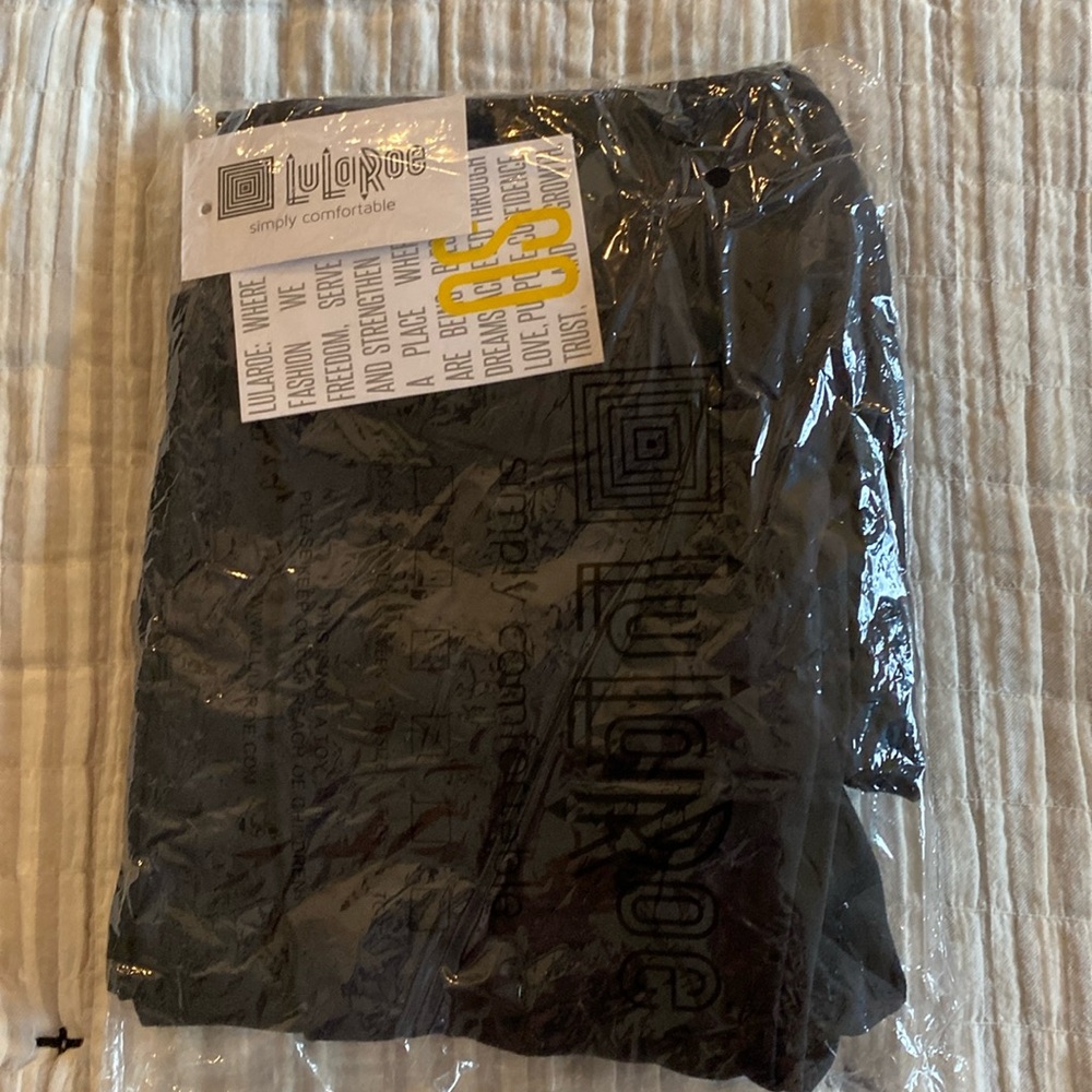 Lularoe- black OS leggings